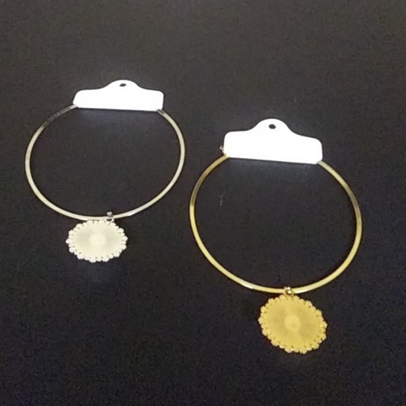 Necklace - Picture 2 of 2